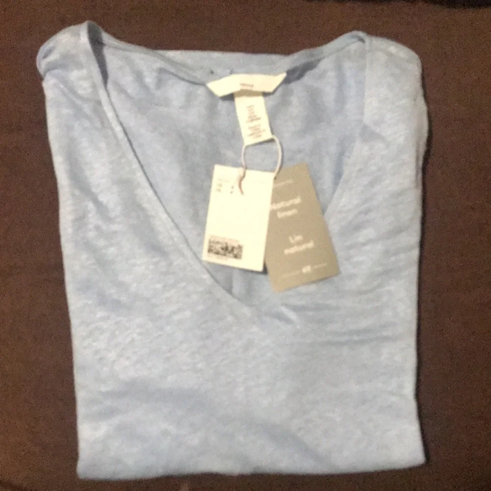 NWT premium Linen V-neck Jersey T-shirt light blue - Picture 4 of 4